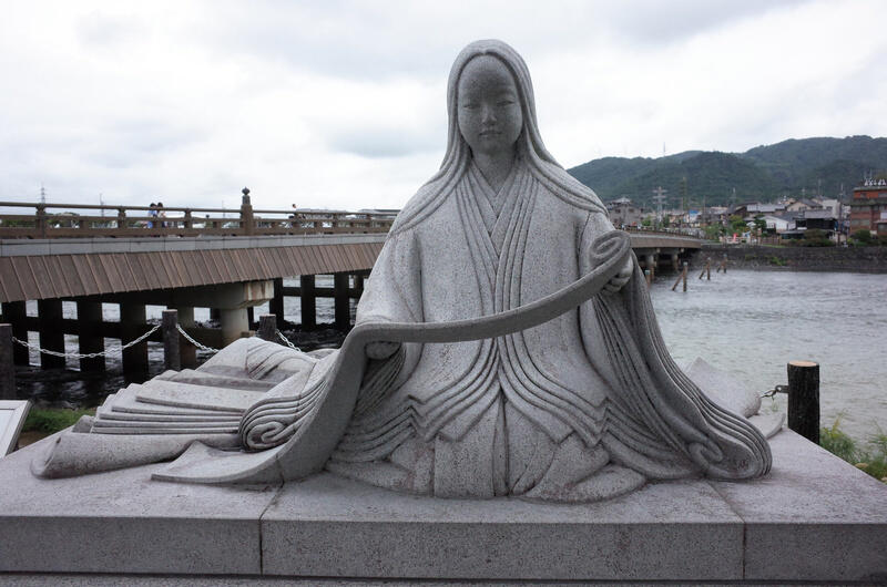 Murasaki Shikibu Statue